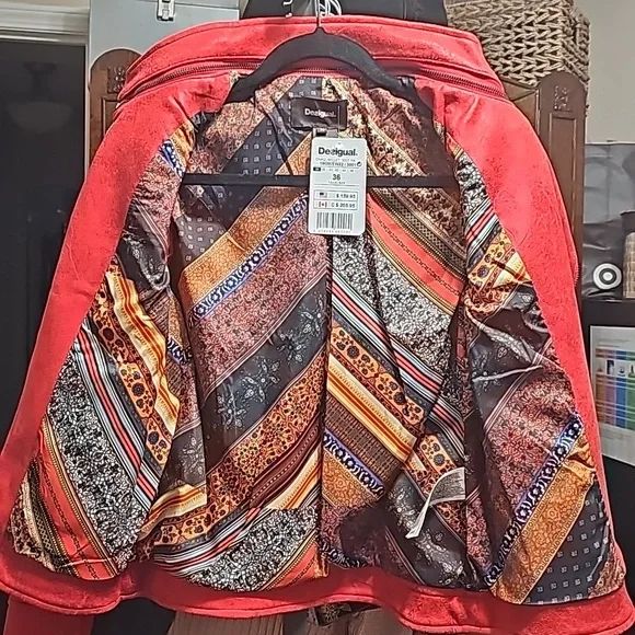 😍 Desigual Red distressed jacket